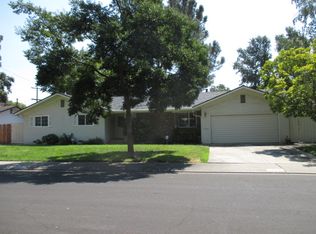 7624 Woodside Dr, Stockton, CA 95207