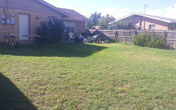 3rd image of 1606 W 23rd St