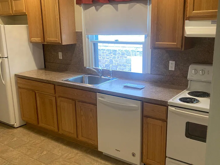1167 Main St — Photo 5