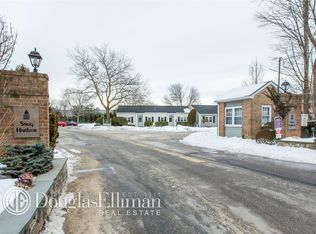 78 Harbor S, Amityville, NY 11701