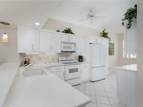 6700 Beach Resort DR #5, NAPLES, FL 34114