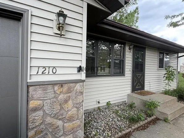 1210 Bridgeport Ln NW, Alexandria, MN 56308