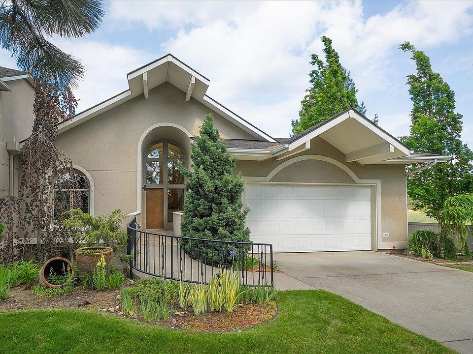 1st image of 1821 S Viewcrest Ln