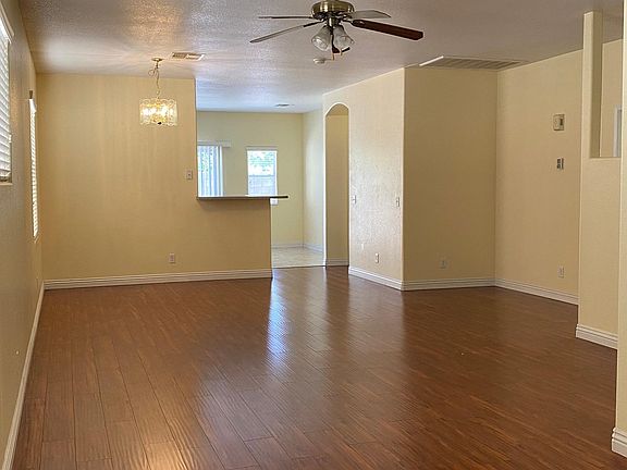 4th image of 9895 Mackovski Ct