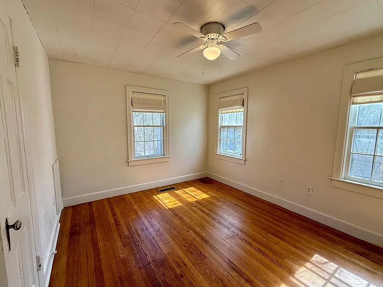 730 S Littler Ave — Photo 11
