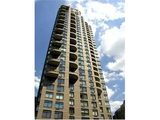 Rented by Douglas Elliman | media 41