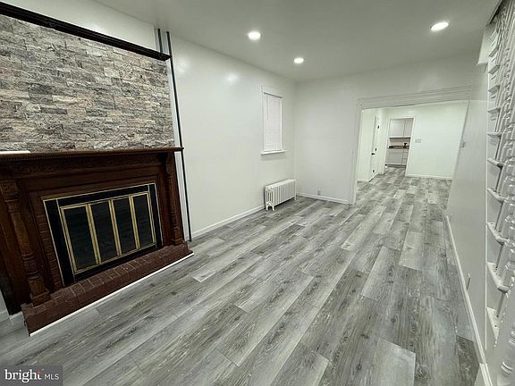 5th image of 1322 Green St