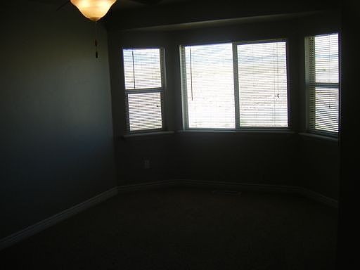 3rd image of 11542 Keystone Dr