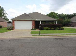 11 Brianleigh Dr, Laurel, MS 39443