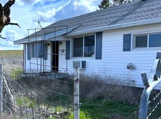 1049 E Foley Rd, Lind, WA 99341