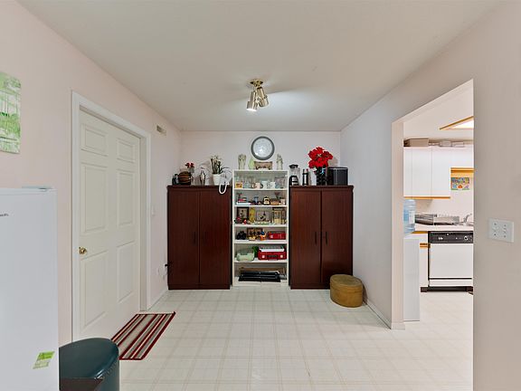 5th image of 14154 103rd Ave #141