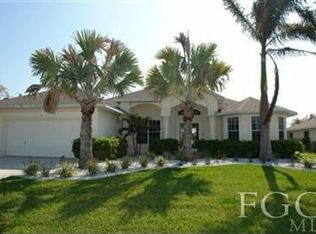 1923 SE 17th Pl, Cape Coral, FL 33990