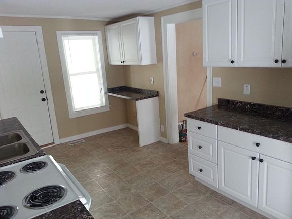 2nd image of 4246 James Ave N