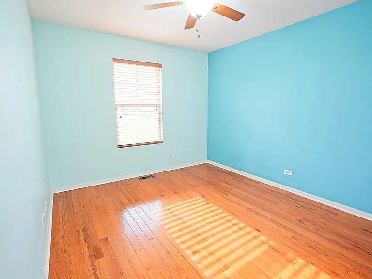 470 Grosvenor Ln #470 — Photo 13