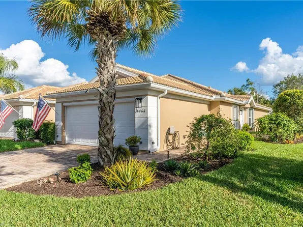 8466 Karina CT, NAPLES, FL 34114