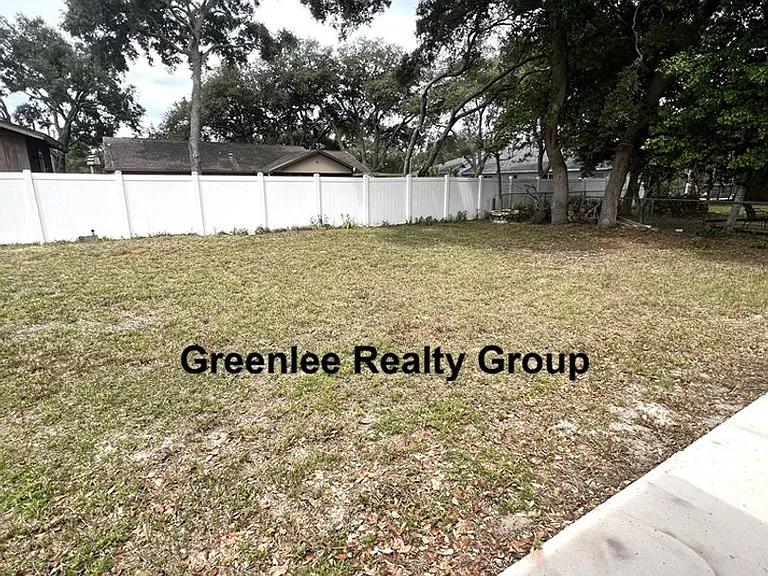 153 Rosedale Ave — Photo 12