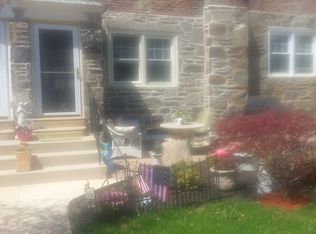 3453 Valley Green Dr, Drexel Hill, PA 19026