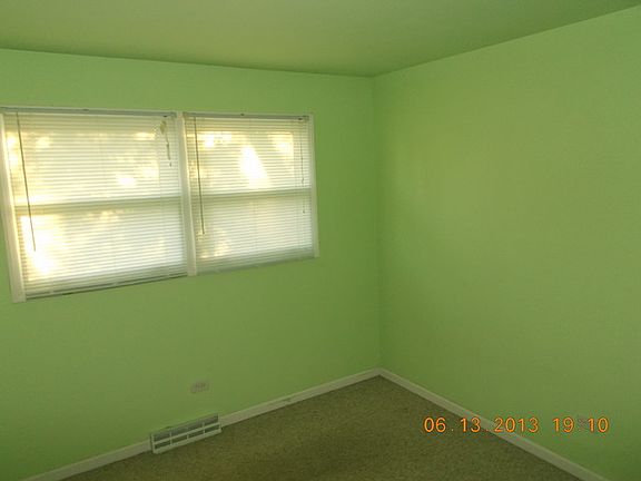 5th image of 16309 Olcott Ave