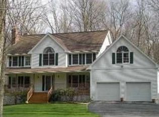 118 Gurleyville Rd, Mansfield, CT 06268