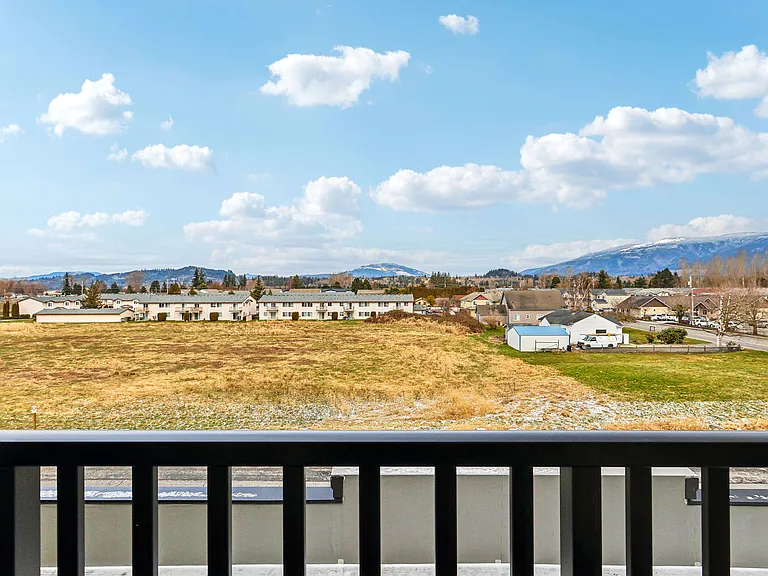Trailhead Apartments — Photo 15