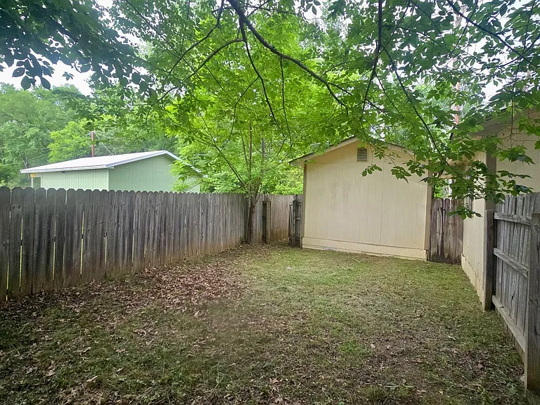 12547 Chapman Rd — Photo 9