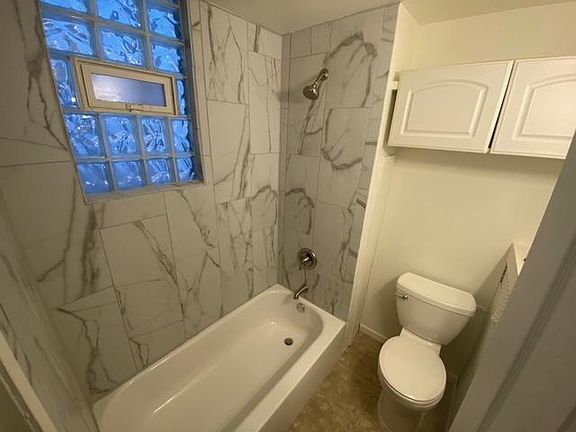 5th image of 469 Grand Ave #1
