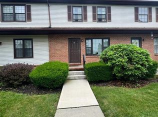 185 Cynthia Dr, Hackettstown, NJ 07840