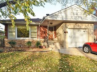 6233 N Caldwell Ave, Chicago, IL 60646