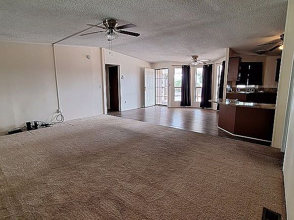 5th image of 916 S Grand Ave #58