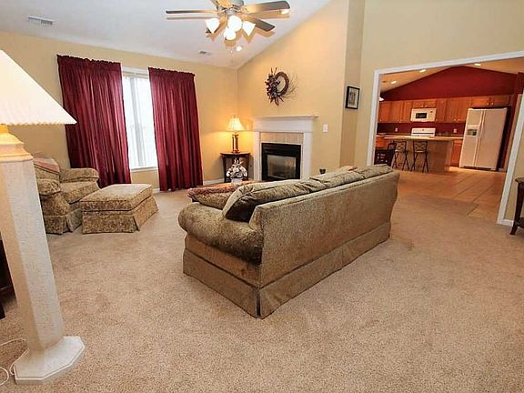 4th image of 1824 Kingfisher Dr