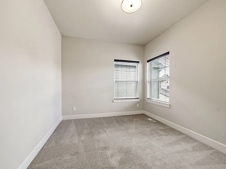 3485 SE Birchleaf St — Photo 27