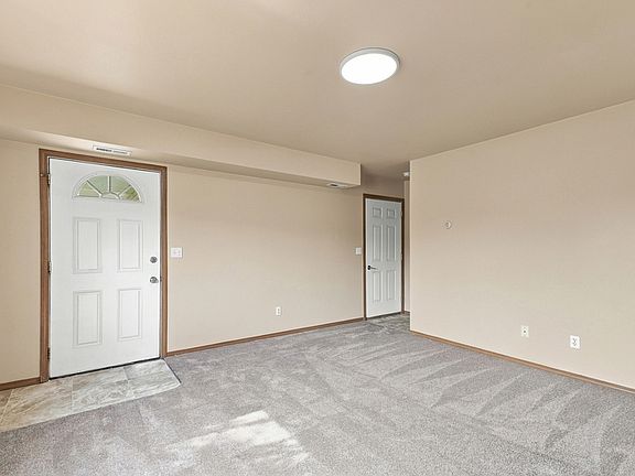 4th image of 800 N Regal Ct