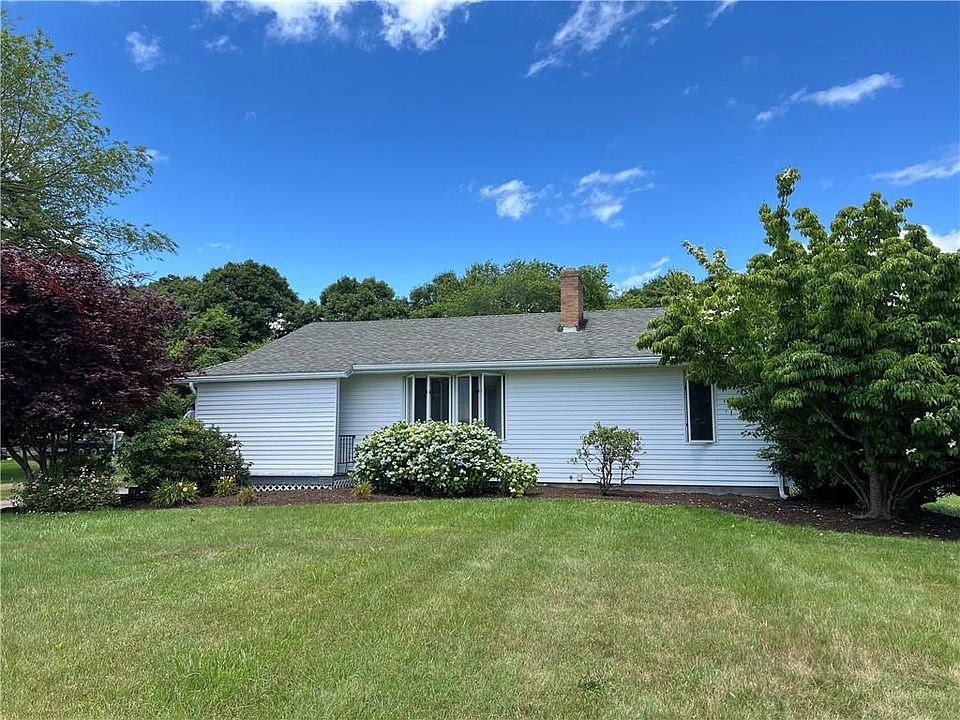 25 Champlin Dr, Westerly, RI 02891 MLS 1360363 Zillow