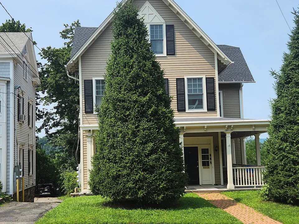 19 Western Ave #1