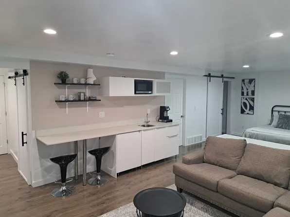 (undisclosed Address), West Jordan, UT 84081