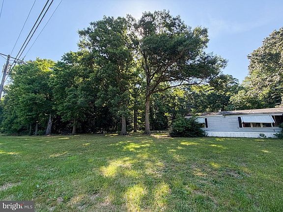 3rd image of 34933 Roxana Rd