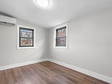 3rd image of 136 Buena Vista Ave APT 3