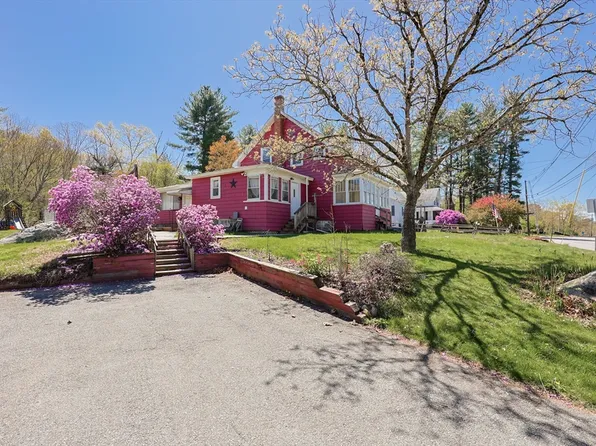 373 Mendon St, Uxbridge, MA 01569