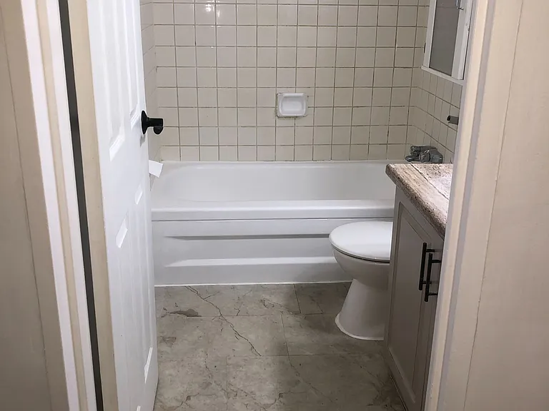 29 West Ave W #111 — Photo 14