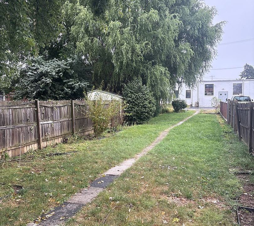 2nd image of 1256 E Philadelphia St APT 1