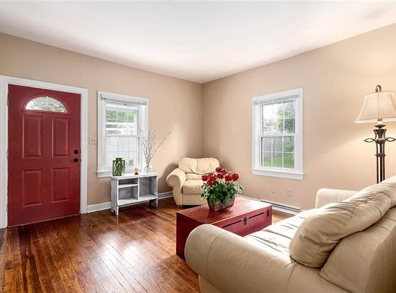 3rd image of 1103 16th St