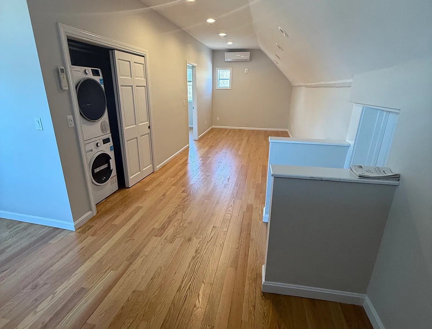 1 bed, $2,000 — Photo 4