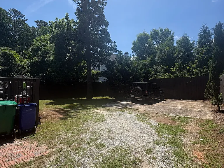 1439 Windsor Pkwy NE — Photo 44