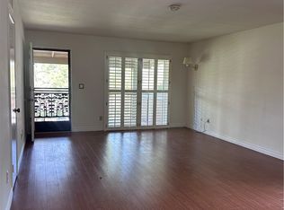 26351 Oak Plain Dr UNIT D, Santa Clarita, CA 91321