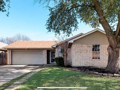 8224 Mark Ln, Watauga, TX, 76148
