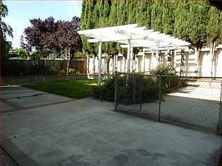 2nd image of 1520 Gordy Dr