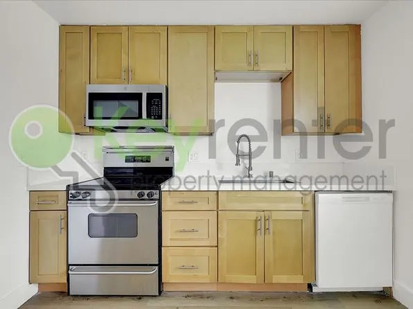 5730 Falconer Way APT D, Sacramento, CA 95824