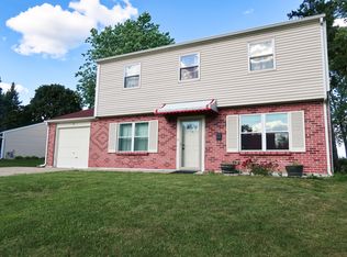 81 Oxford Ln, Glendale Heights, IL