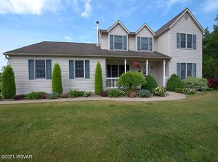 273 Highfields Dr, Williamsport, PA 17701