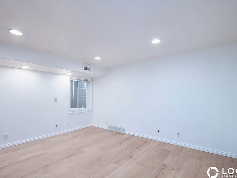 5068 S Murray Blvd #DOWNSTAIRS — Photo 9